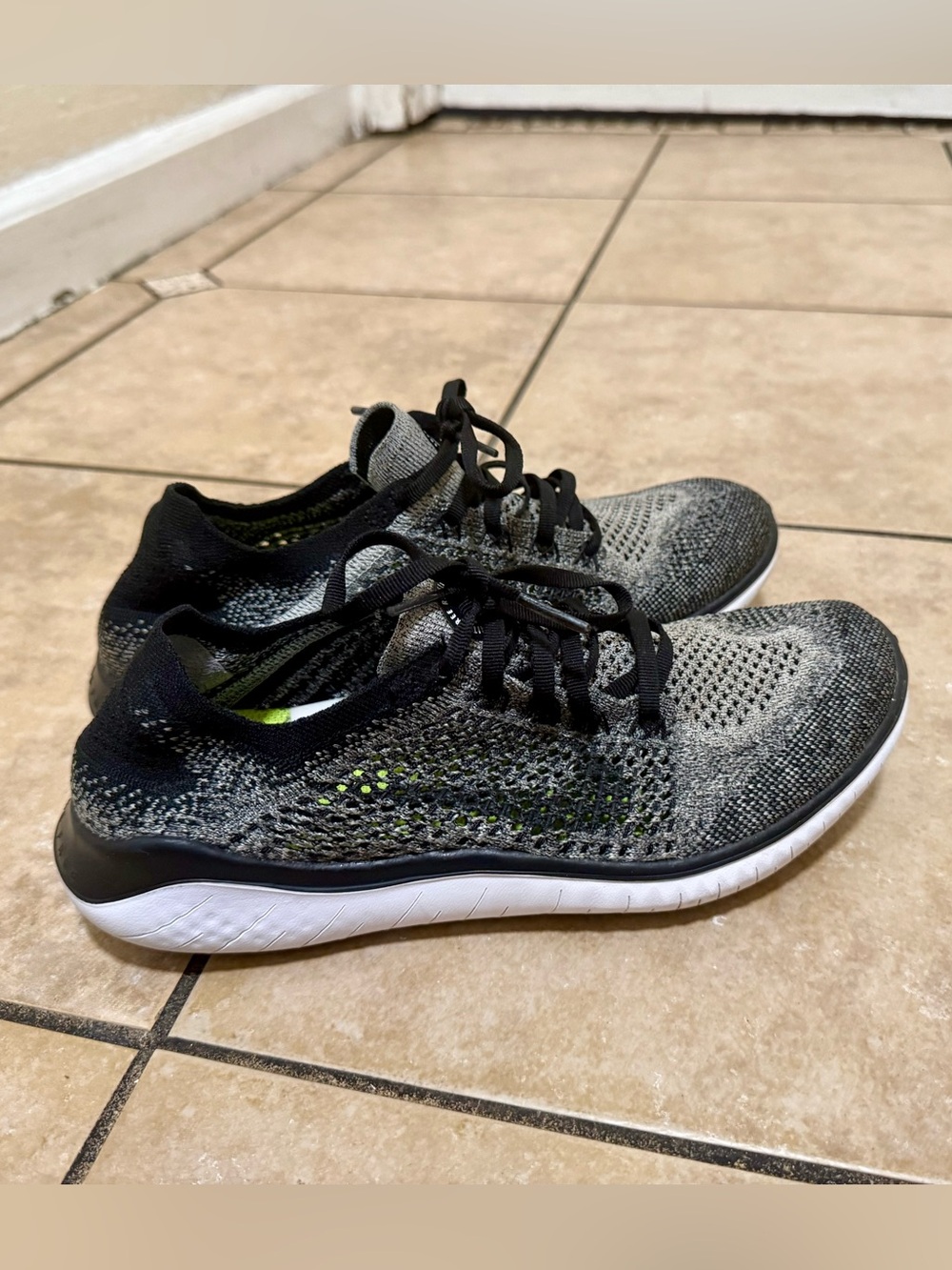 Women’s Nike Free RN Flyknit